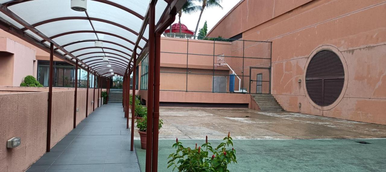 Kl Berjaya Times Square Service Apartment Kuala Lumpur Exterior foto